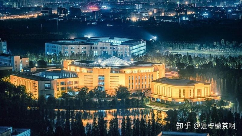 线路板材质揭秘：如何挑选合适的型号与规格**
